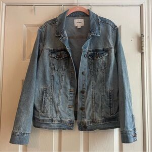 Old Navy Large Medium Wash Denim Jean Jacket